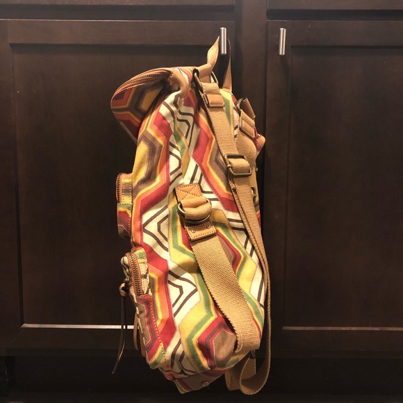 Tribal Pattern Canvas Backpack - Picture 3 of 5